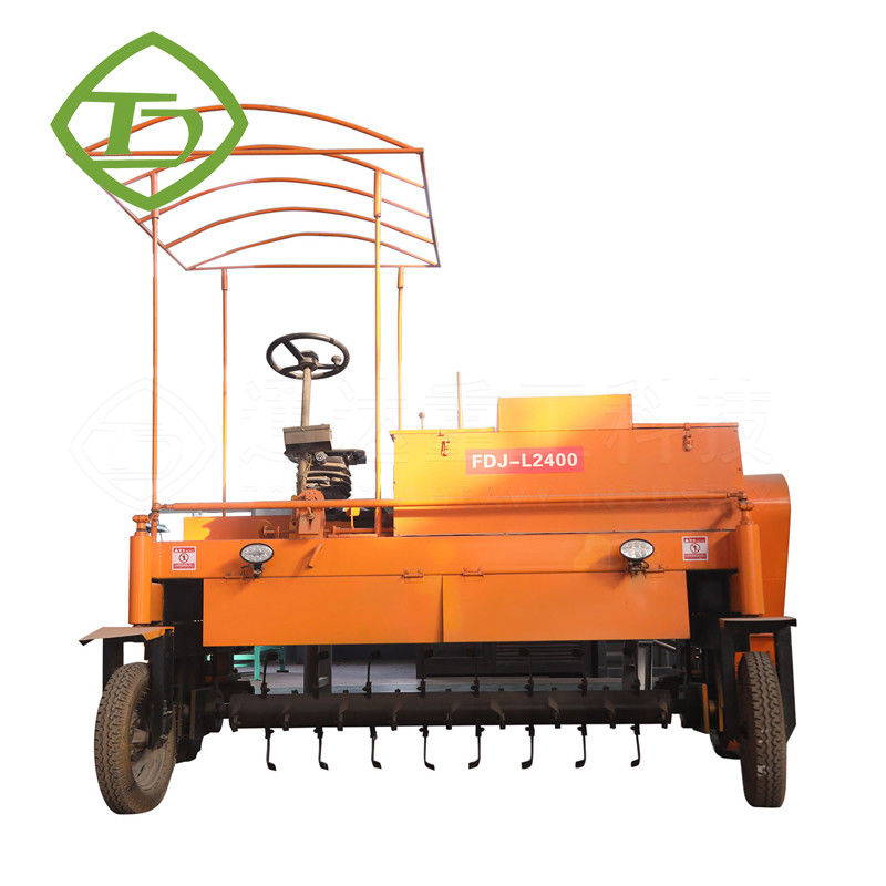 Type de déménagement Compost Turner Compost Fumier machine de fabrication de champignons Compost machine de mélange